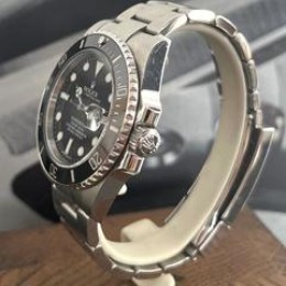 Rolex Submariner Date